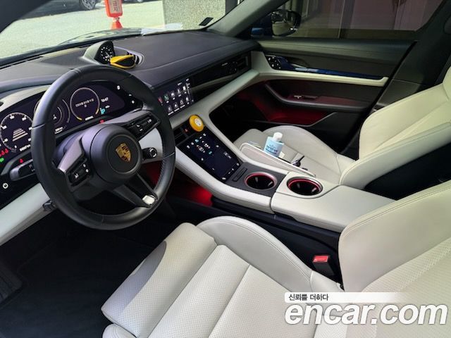 Porsche Taycan из Кореи Encar