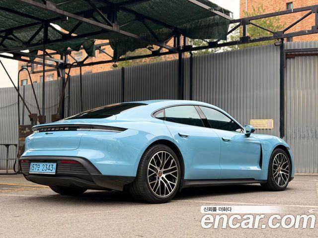 Porsche Taycan из Кореи Encar