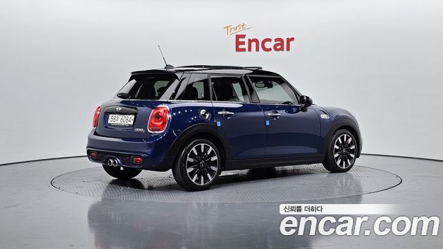Mini Cooper из Кореи Encar