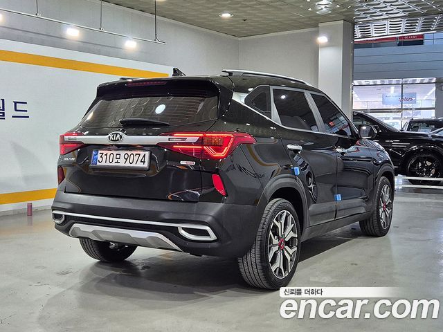 Kia Seltos из Кореи Encar