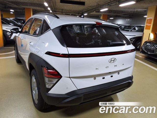 Hyundai Kona из Кореи Encar