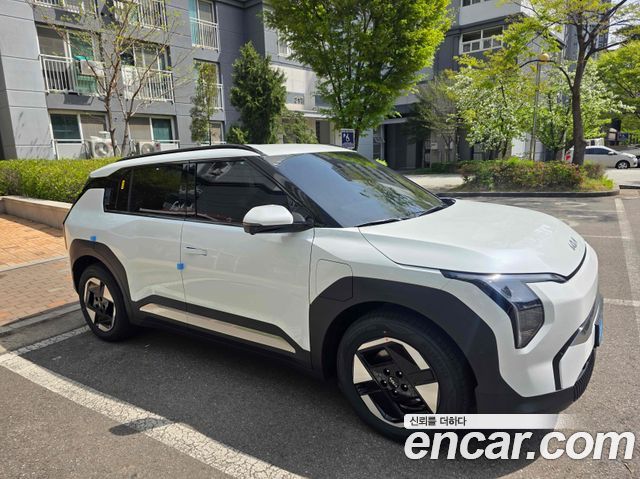 Kia EV3 из Кореи Encar