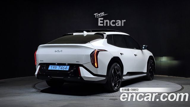 Kia EV4 из Кореи Encar