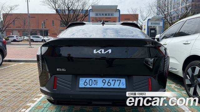Kia EV4 из Кореи Encar