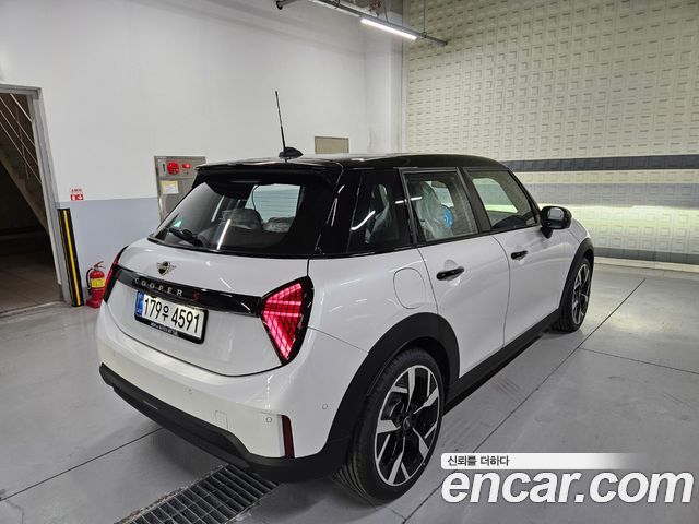 Mini Cooper из Кореи Encar