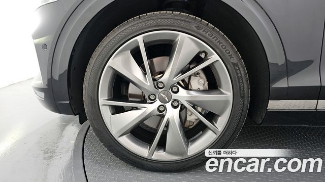 Genesis GV70 из Кореи Encar