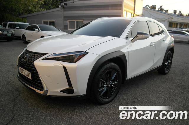 Lexus UX 2.0 2WD — пробег 26 930 км — фото 5 из 5