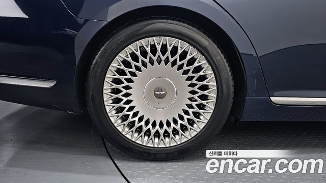 Genesis G90 из Кореи Encar