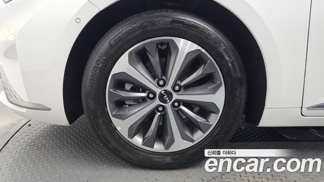 Kia K8 из Кореи Encar