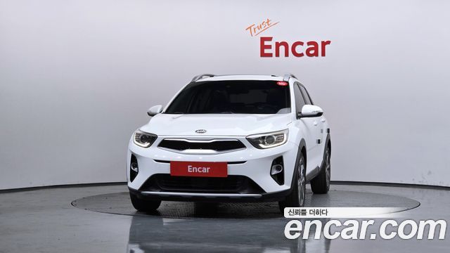 Kia Stonic из Кореи Encar