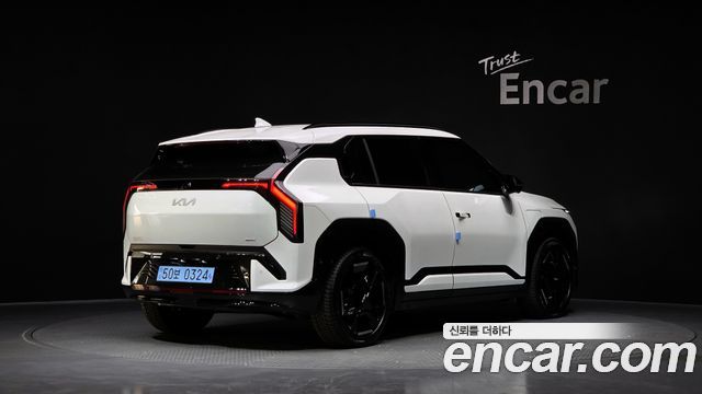 Kia EV3 из Кореи Encar