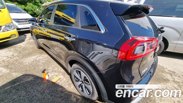 Kia Niro из Кореи Encar