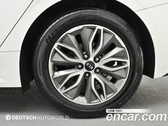 Kia K5 из Кореи Encar
