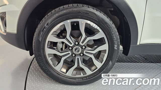 Ssangyong KORANDO из Кореи Encar