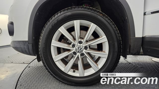 Volkswagen Tiguan 2.0 TDI Comfort 5N — пробег 96 285 км — фото 5 из 5