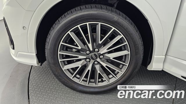 Audi Q3 из Кореи Encar
