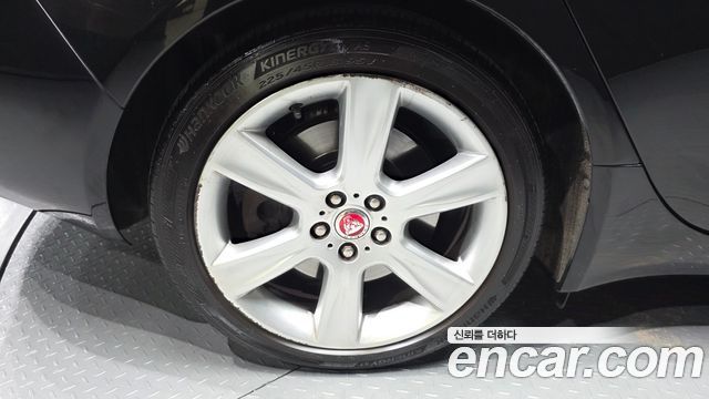 Jaguar XE из Кореи Encar