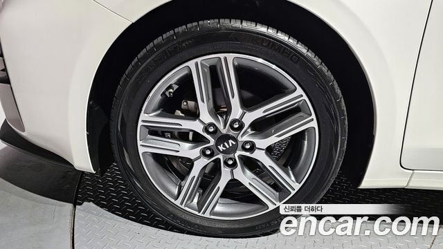 Kia K3 из Кореи Encar