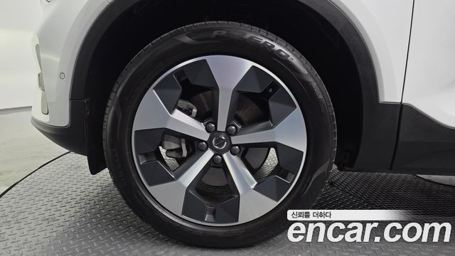 Volvo XC40 из Кореи Encar