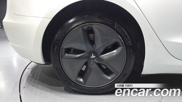 Tesla Model 3 из Кореи Encar