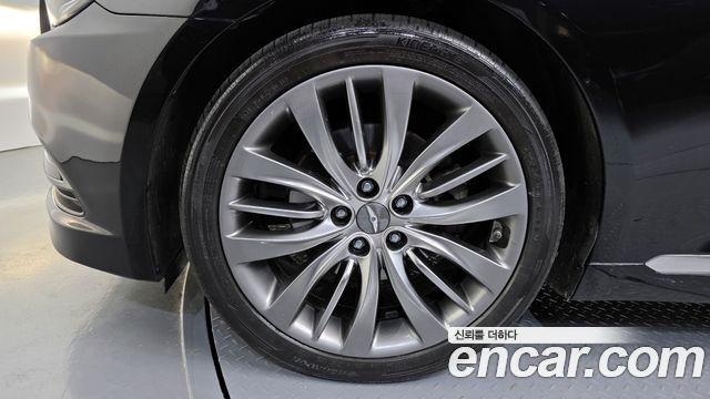 Hyundai Genesis из Кореи Encar