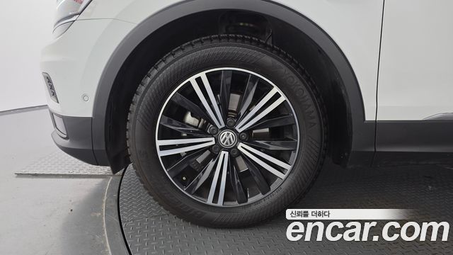 Volkswagen Tiguan из Кореи Encar
