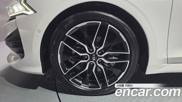 Kia K5 из Кореи Encar