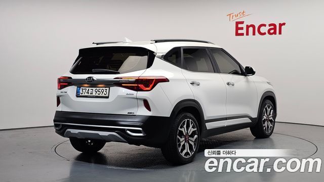 Kia Seltos из Кореи Encar