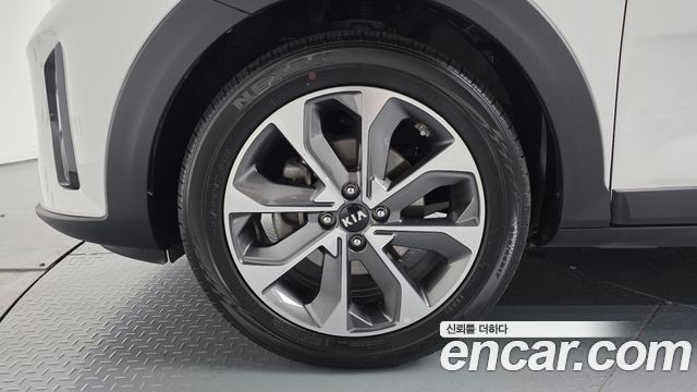 Kia Stonic из Кореи Encar