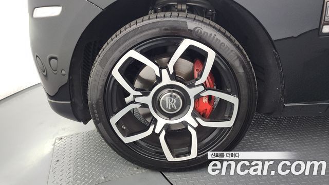 Rolls-Royce Cullinan из Кореи Encar