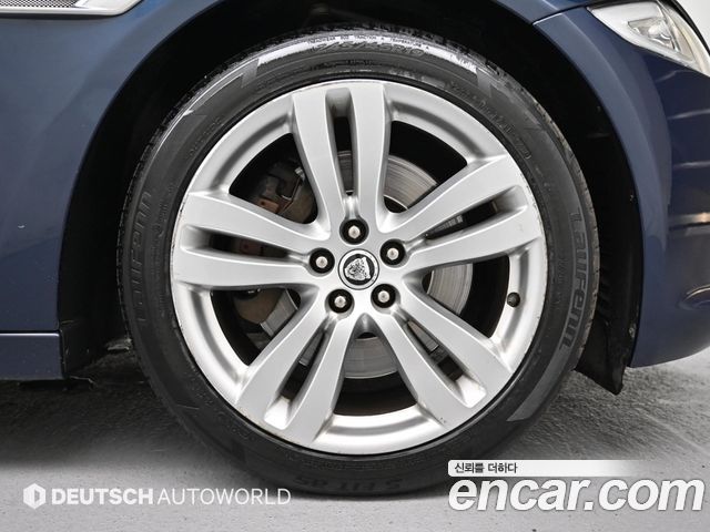 Jaguar XJ из Кореи Encar