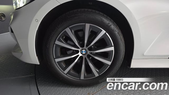 BMW 3-Series из Кореи Encar