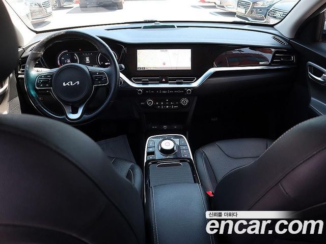 Kia Niro Air — пробег 161 590 км — фото 5 из 5