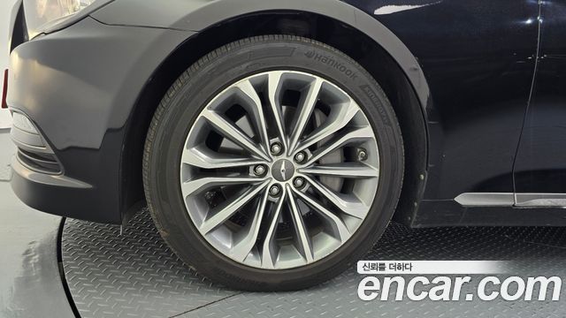 Hyundai Genesis из Кореи Encar