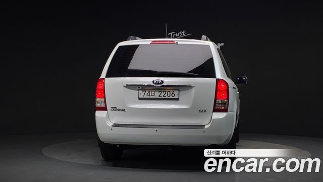 Kia Carnival из Кореи Encar