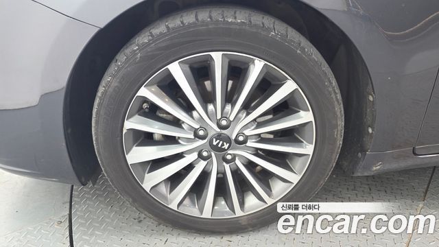 Kia K7 из Кореи Encar