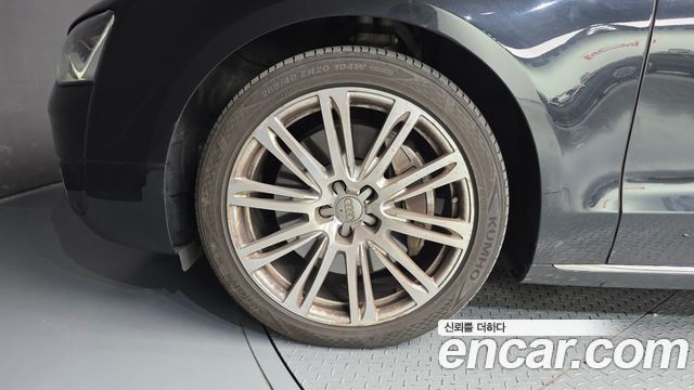 Audi A8 из Кореи Encar
