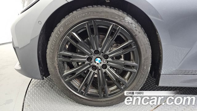 BMW 3-Series из Кореи Encar