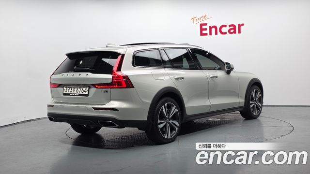 Volvo V60 из Кореи Encar