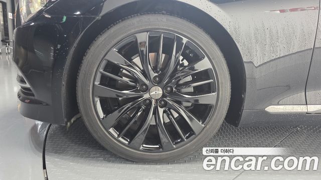 Hyundai Genesis из Кореи Encar