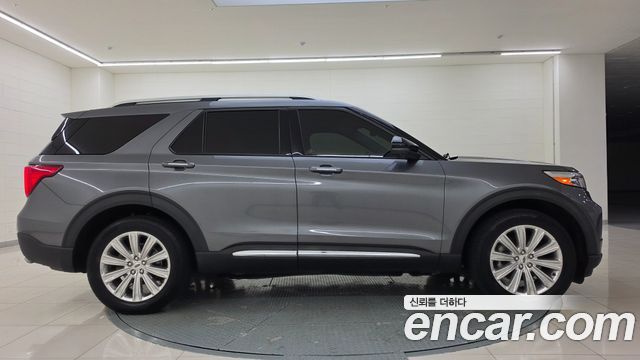 Ford Explorer 2.3 LimIted 4WD — пробег 127 700 км — фото 4 из 5