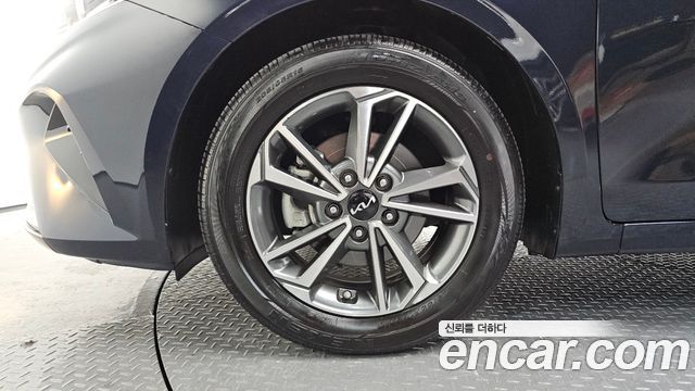 Kia K3 из Кореи Encar