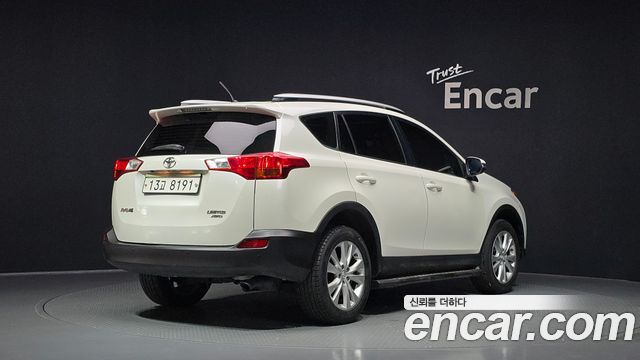 Toyota RAV4 2.5 4WD 4th — пробег 71 701 км