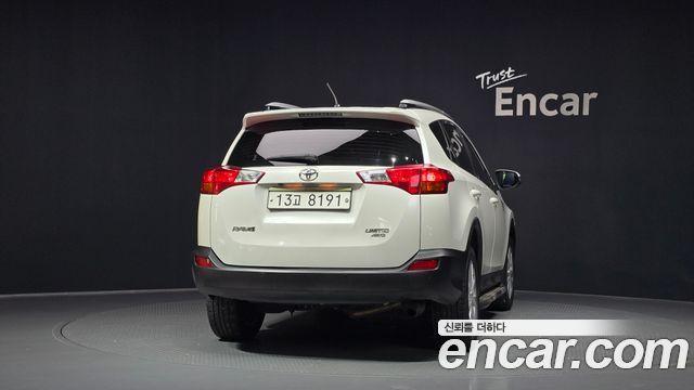 Toyota RAV4 2.5 4WD 4th — пробег 71 701 км