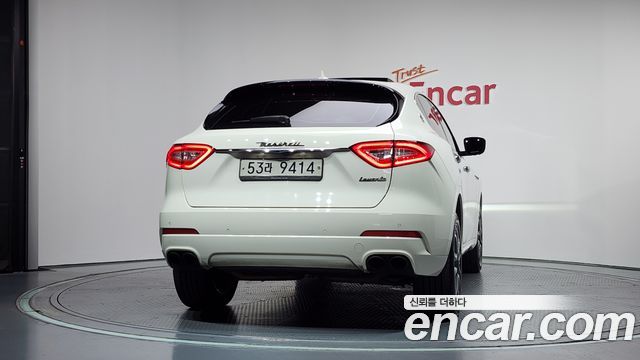 Maserati Levante 3.0 Diesel AWD — пробег 93 051 км — фото 4 из 5