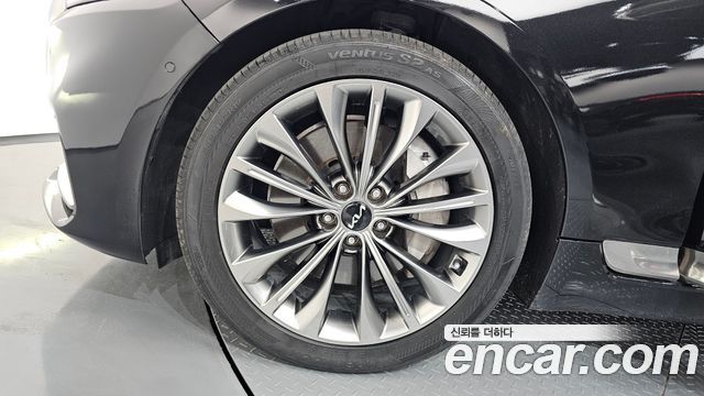 Kia K9 из Кореи Encar