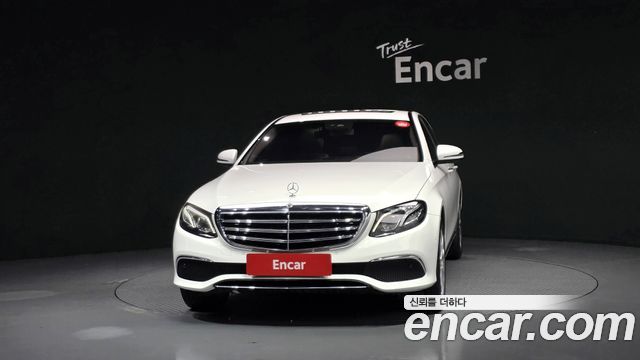 Mercedes-Benz E-Class из Кореи Encar