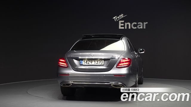 Mercedes-Benz E-Class из Кореи Encar