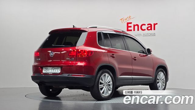 Volkswagen Tiguan 2.0 TDI  Premium 5N — пробег 196 106 км — фото 2 из 5