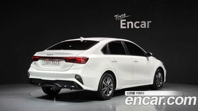Kia K3 из Кореи Encar